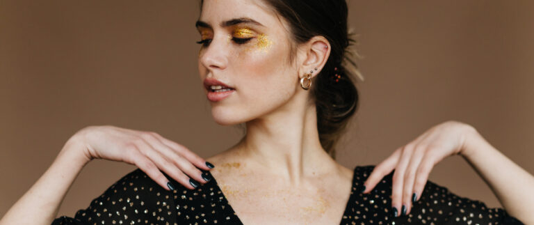 Exploring The Art Of Crafting Exquisite Golden Jewels